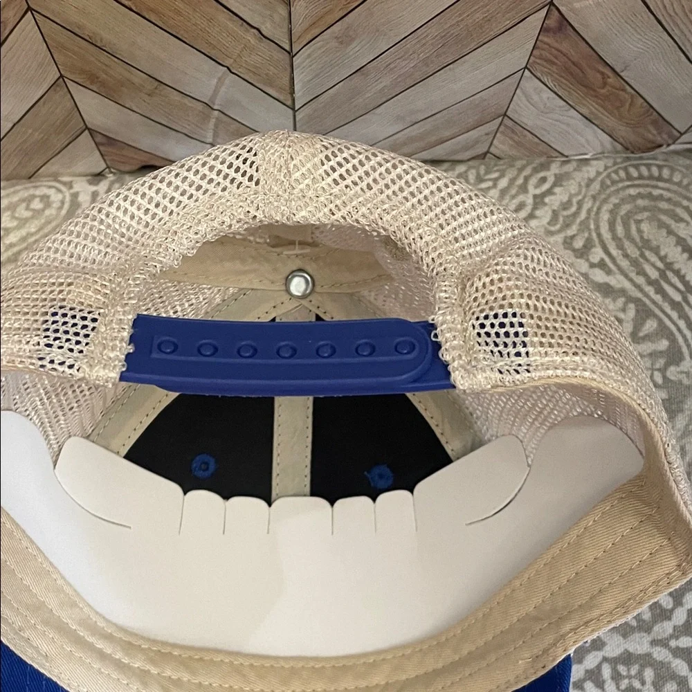 NWT‎ Florida Gators Gainesville mesh snap back Cap